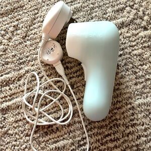 Clarisonic Facial Cleansing Brush Mia 2